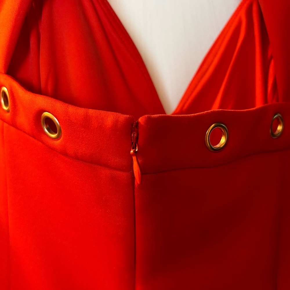 Guess Red Mini Large Size 12 Perfect For A Especi… - image 5